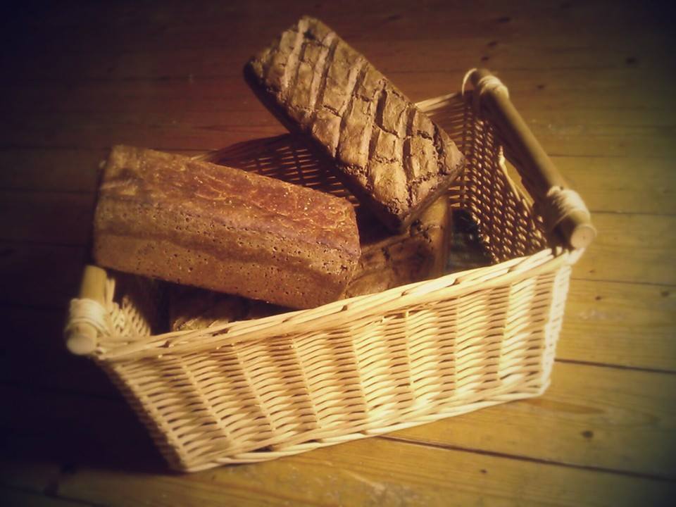 936060_893601017323698_4892724443630961617_n